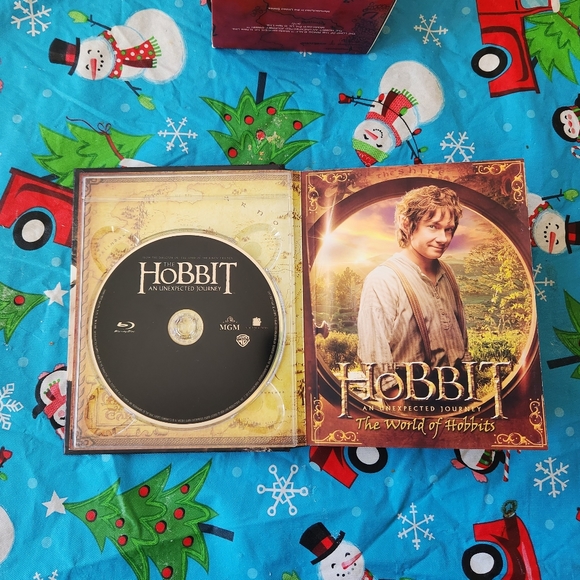 The Hobbit & The Lord of the Rings Book Set and Bluray DVD Movie Bundle 2012 J.R - Picture 8 of 16
